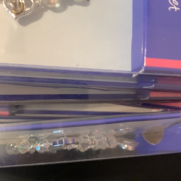 God’s Heart Children’s Stretch Bracelet🥳🛍Host Pick🛍🥳 - Picture 4 of 5